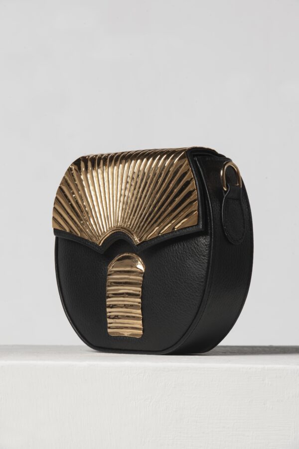 THE MASK - Image 5